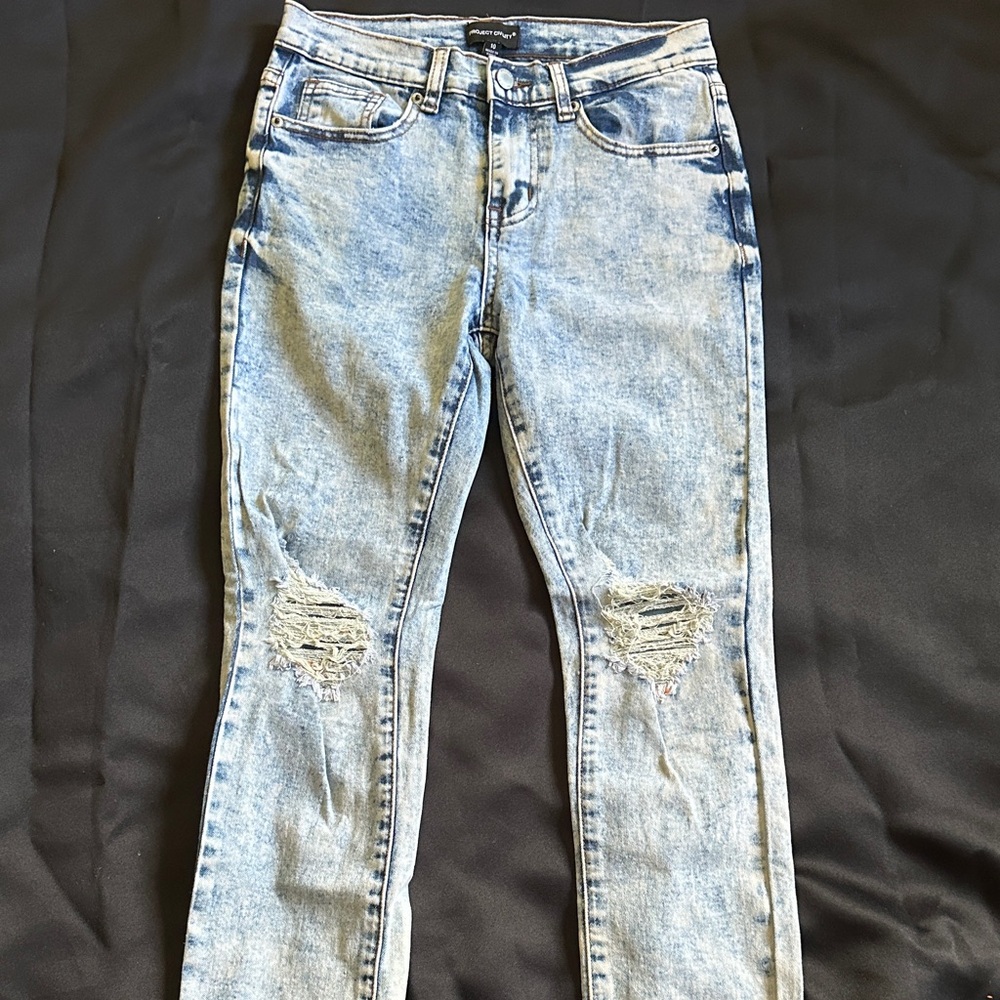 Trendy Distressed Blue Skinny Jeans
